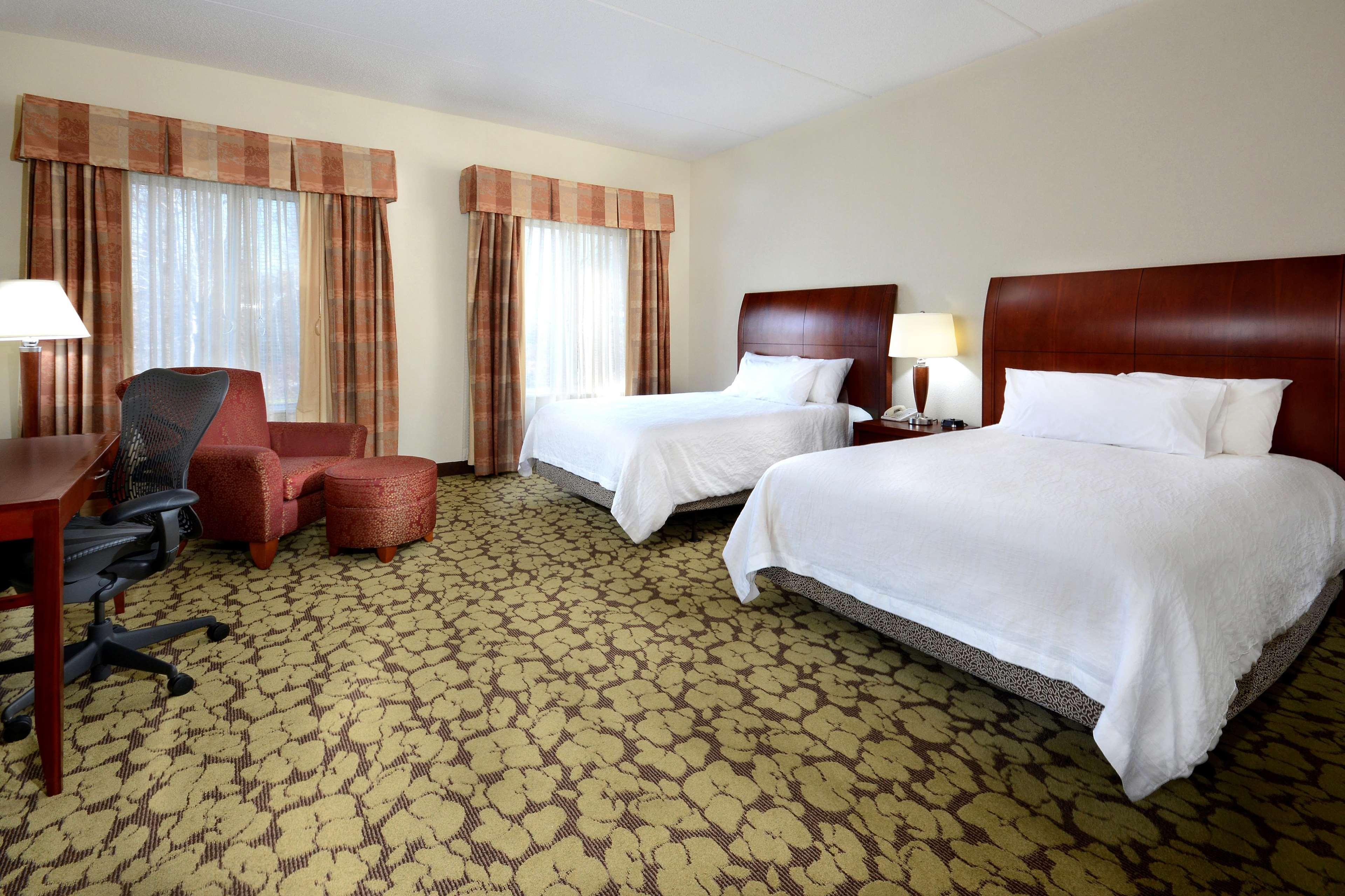 Hilton Garden Inn Ґрінсборо Екстер'єр фото
