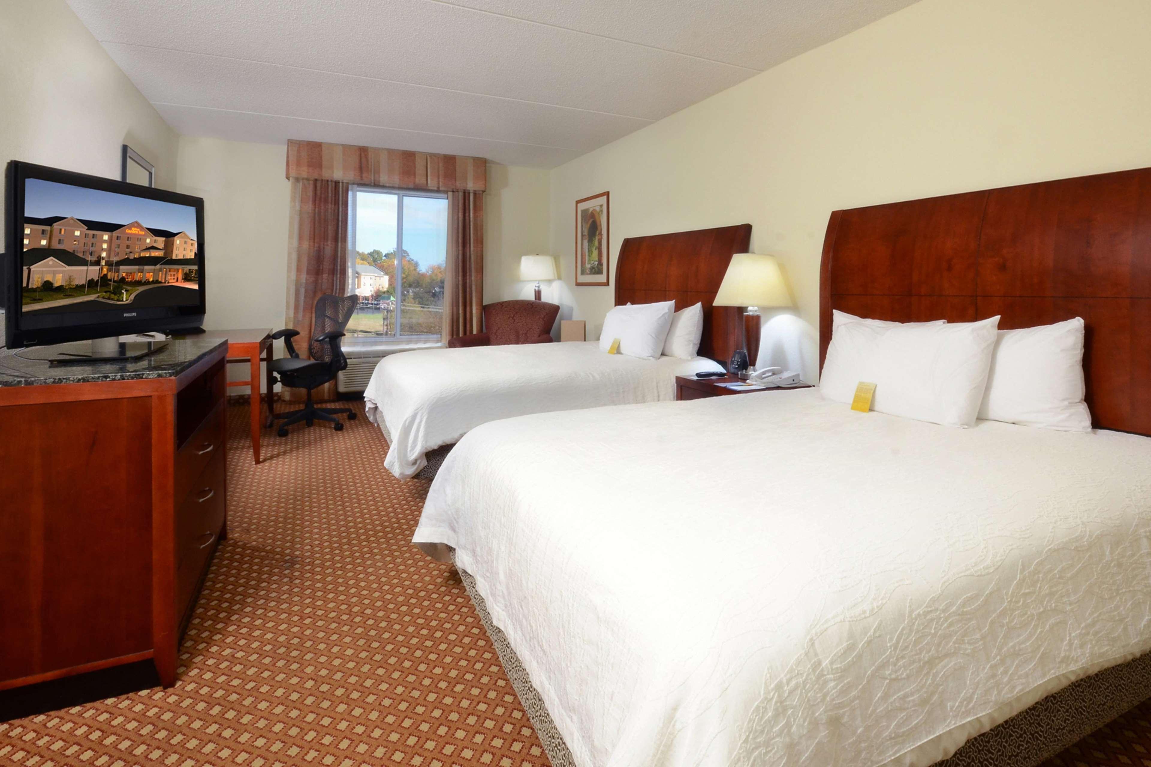 Hilton Garden Inn Ґрінсборо Екстер'єр фото
