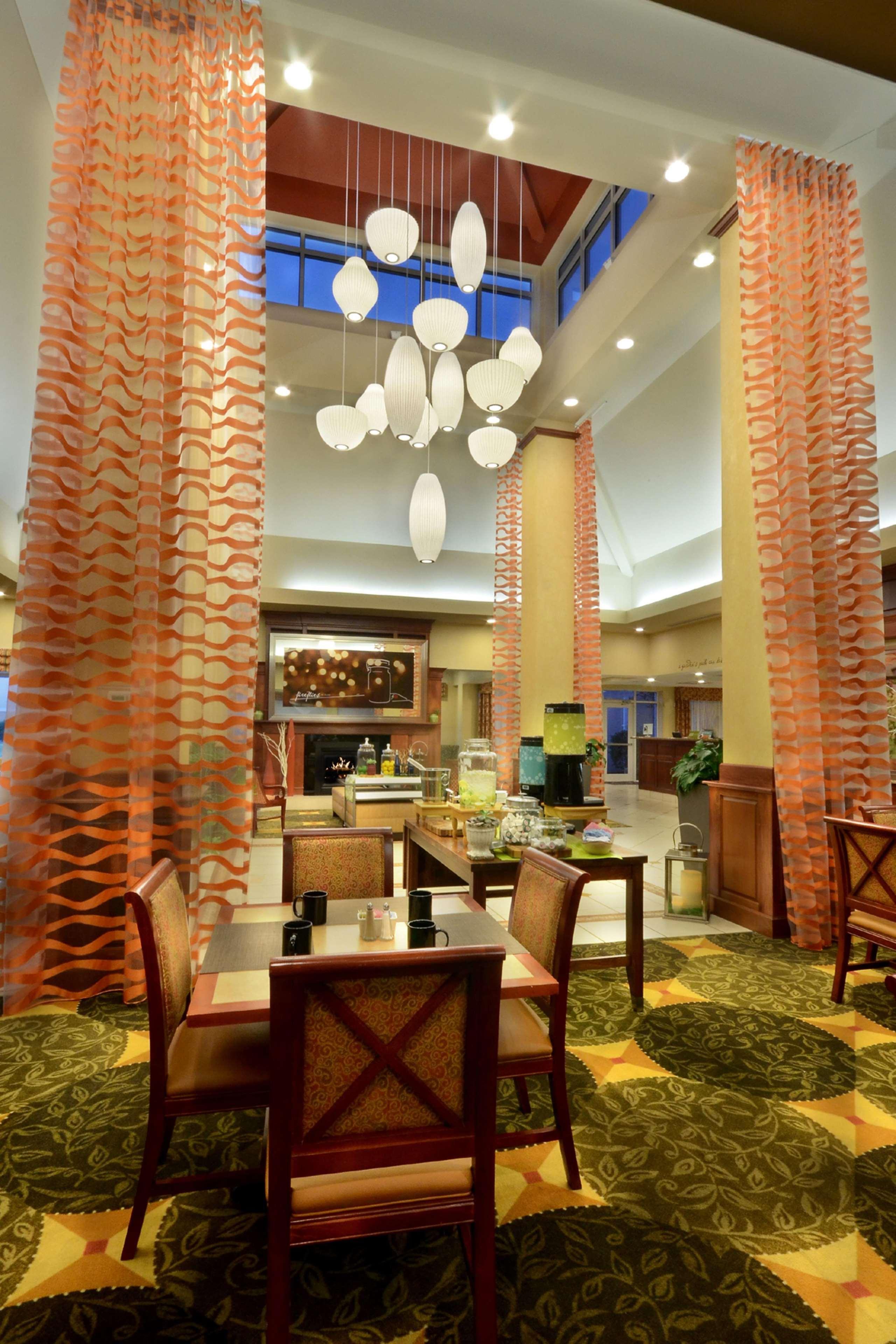 Hilton Garden Inn Ґрінсборо Екстер'єр фото