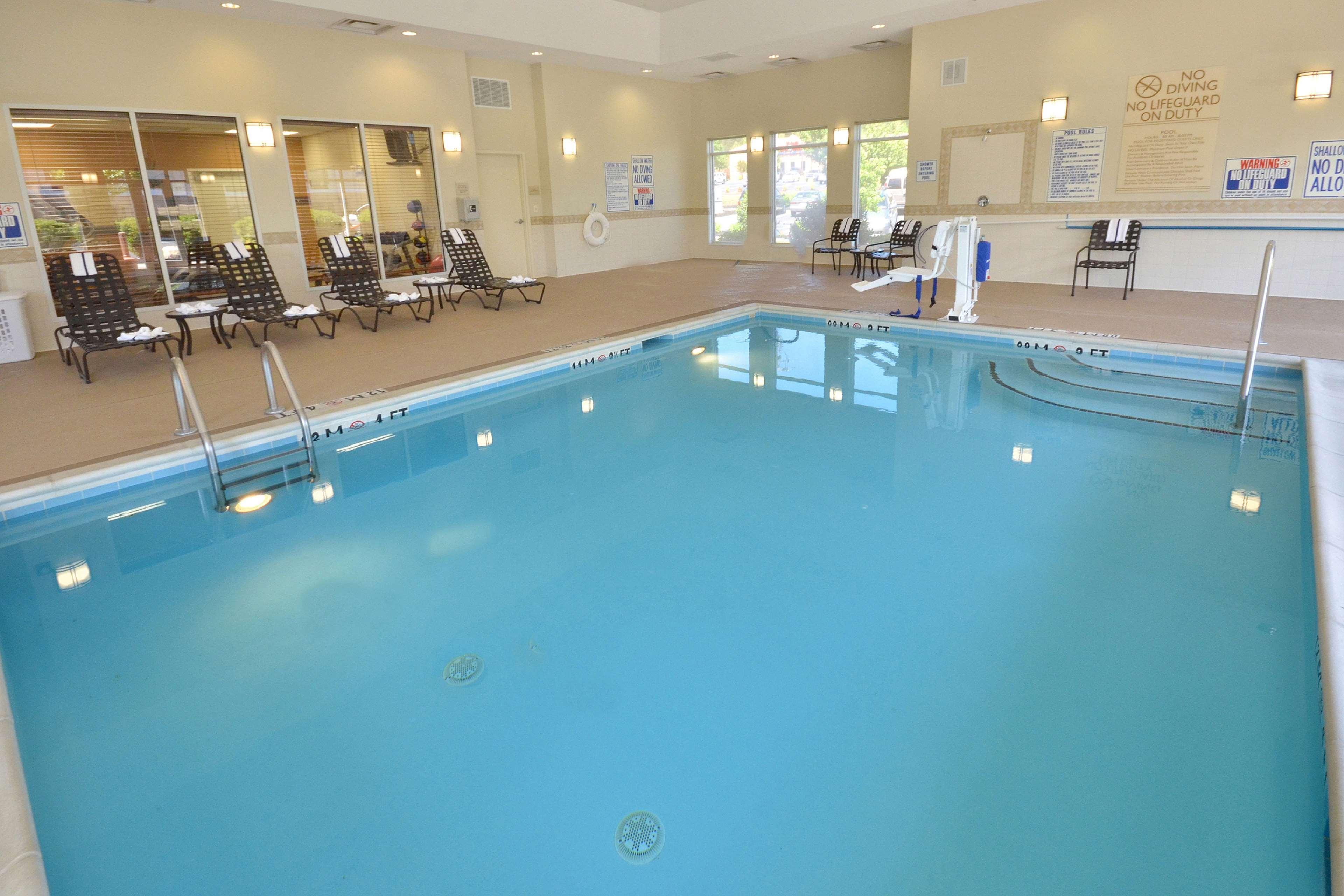 Hilton Garden Inn Ґрінсборо Екстер'єр фото