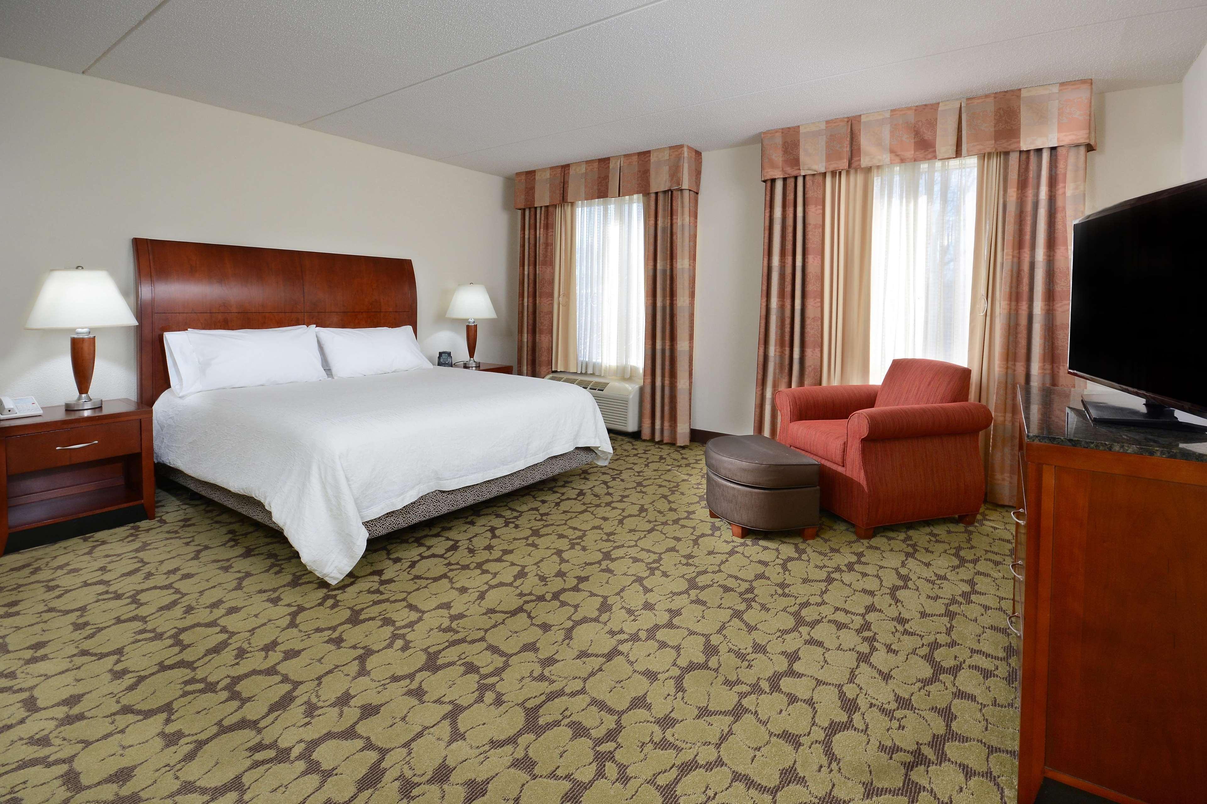 Hilton Garden Inn Ґрінсборо Екстер'єр фото