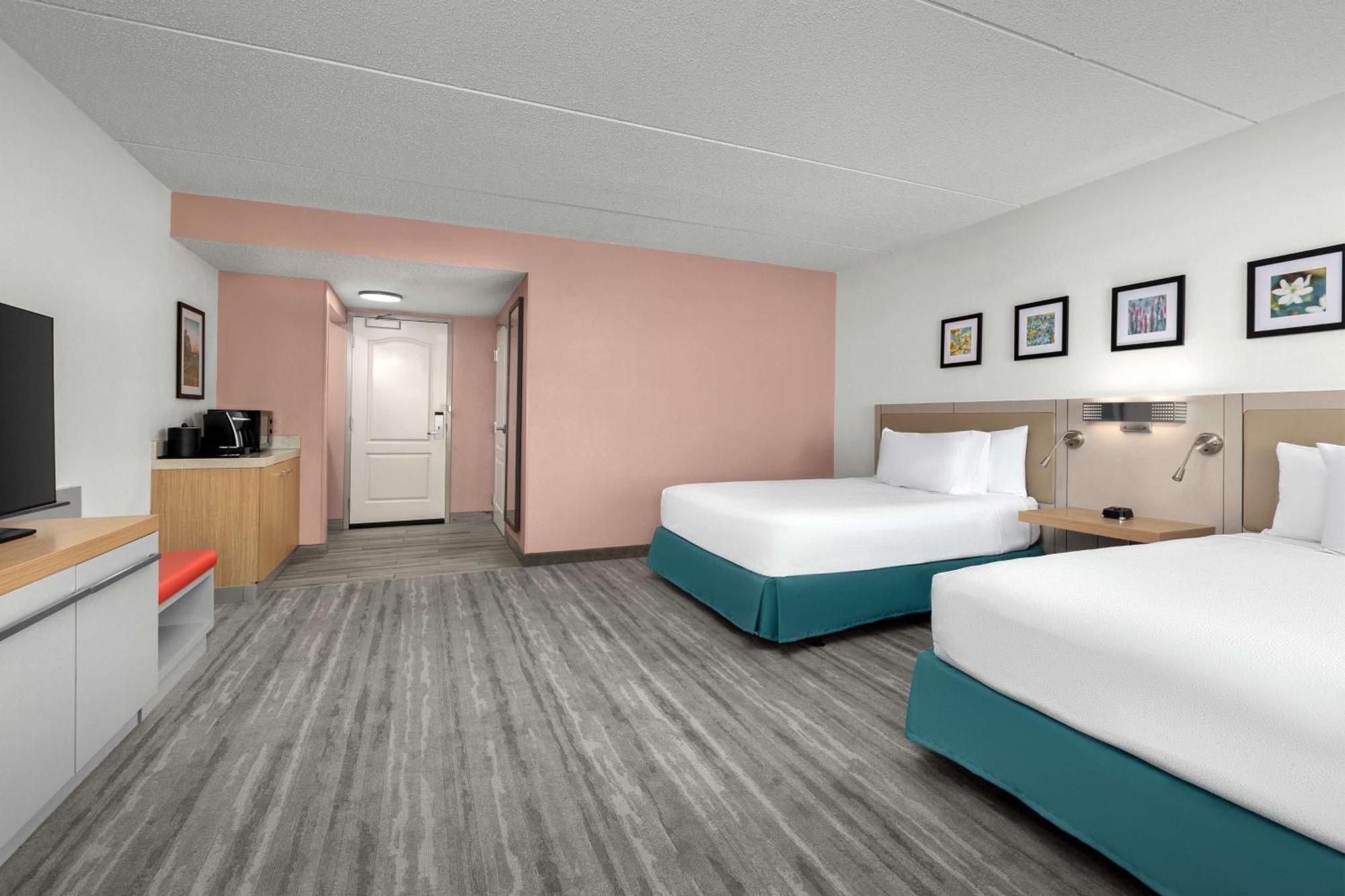 Hilton Garden Inn Ґрінсборо Екстер'єр фото