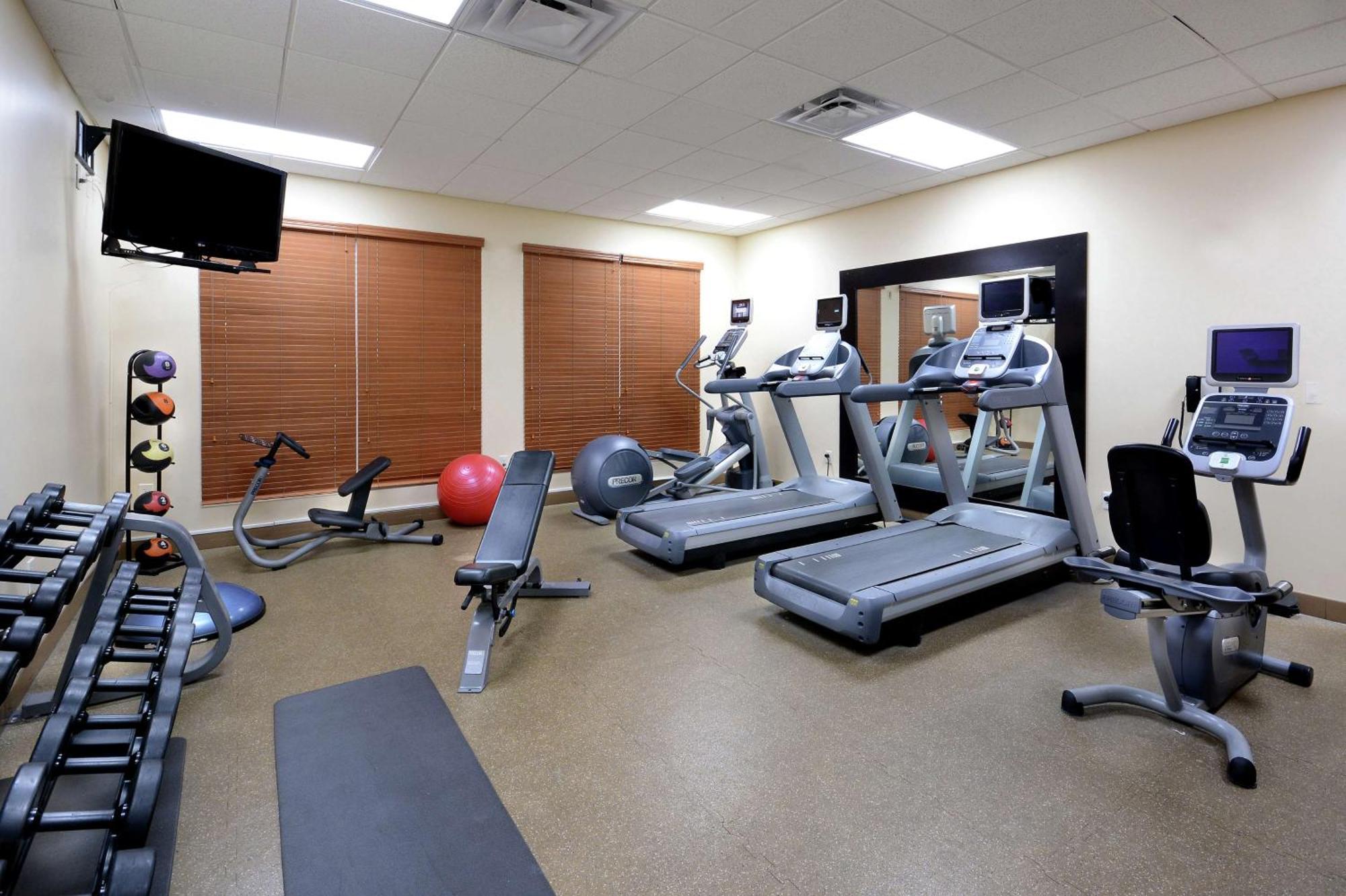 Hilton Garden Inn Ґрінсборо Екстер'єр фото