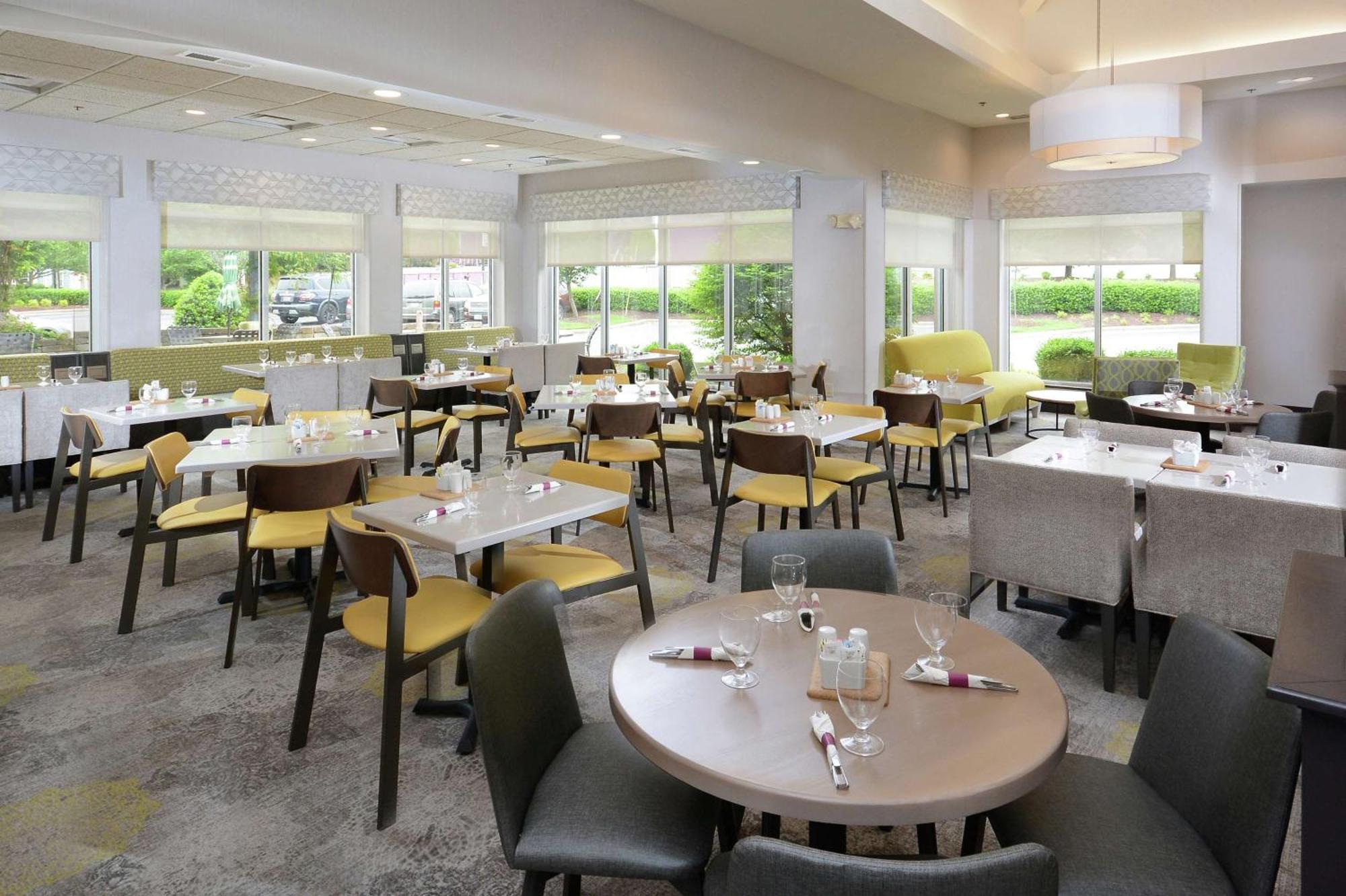 Hilton Garden Inn Ґрінсборо Екстер'єр фото