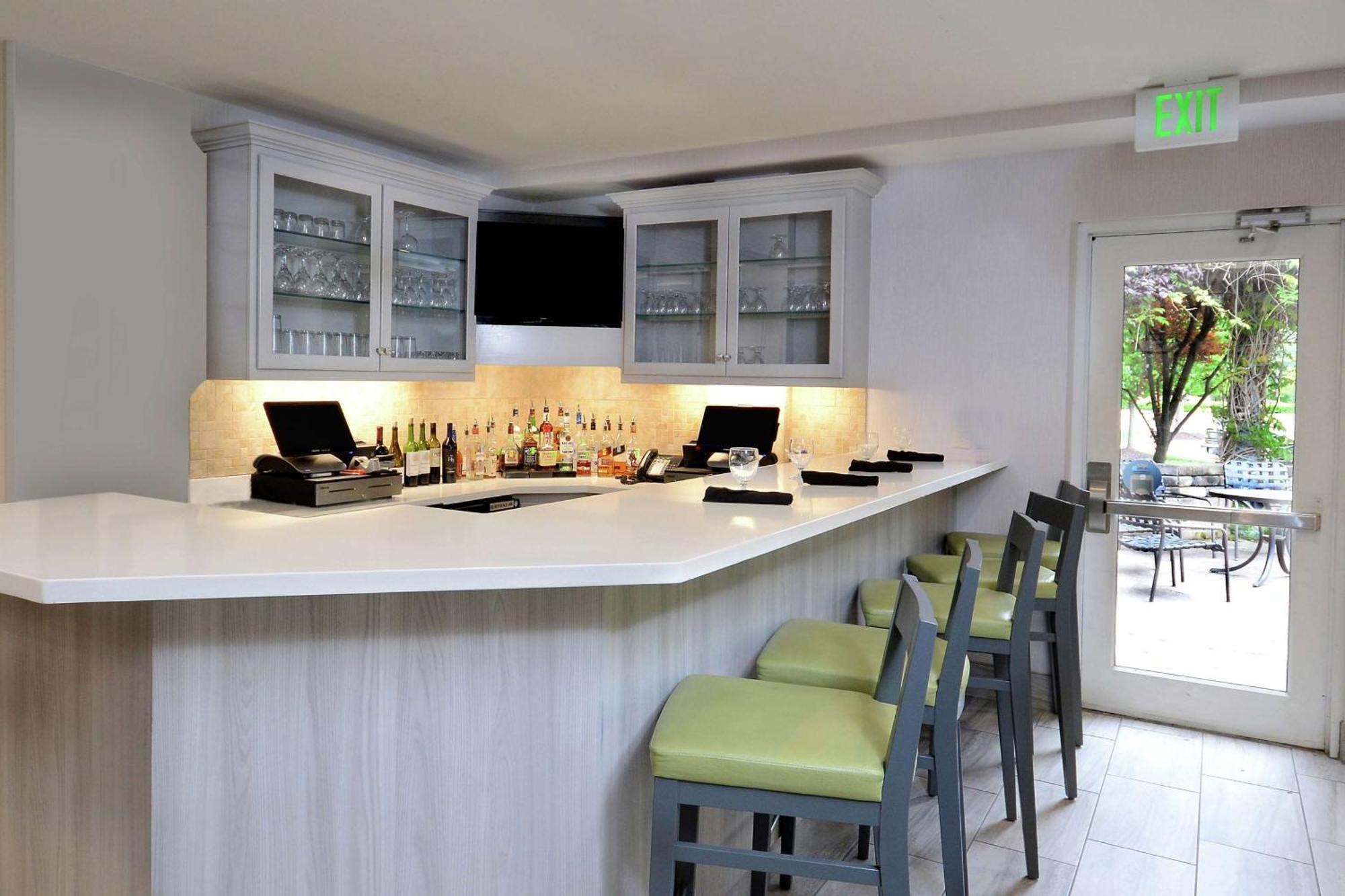 Hilton Garden Inn Ґрінсборо Екстер'єр фото