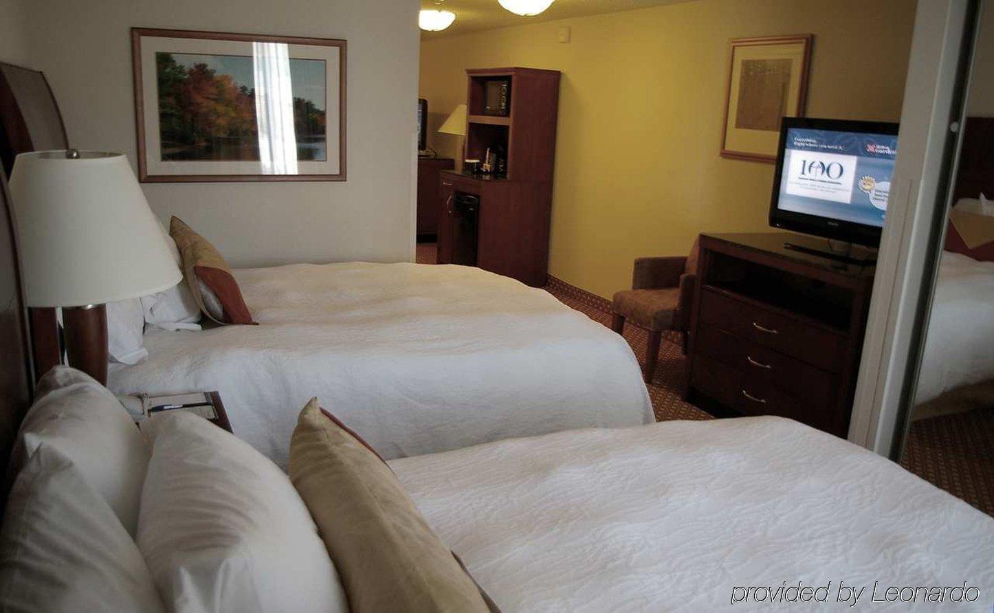 Hilton Garden Inn Ґрінсборо Номер фото
