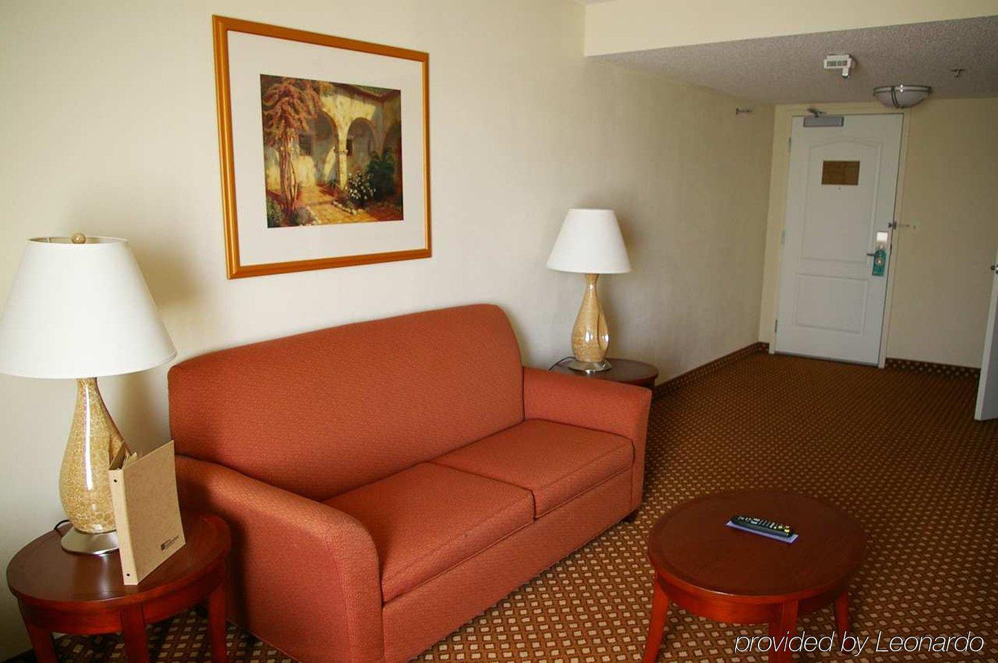 Hilton Garden Inn Ґрінсборо Номер фото